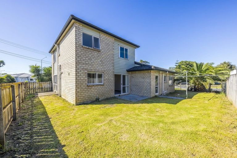 Photo of property in 136 Coronation Road, Mangere Bridge, Auckland, 2022