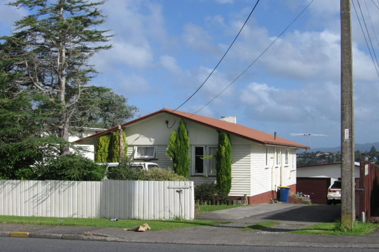 Photo of property in 71 Royal Road, Massey, Auckland, 0614