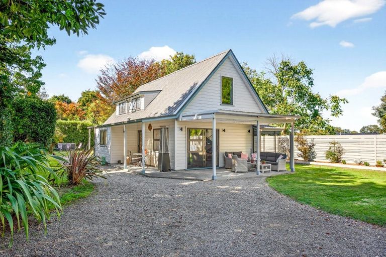 Photo of property in 38c Kuratawhiti Street, Greytown, 5712