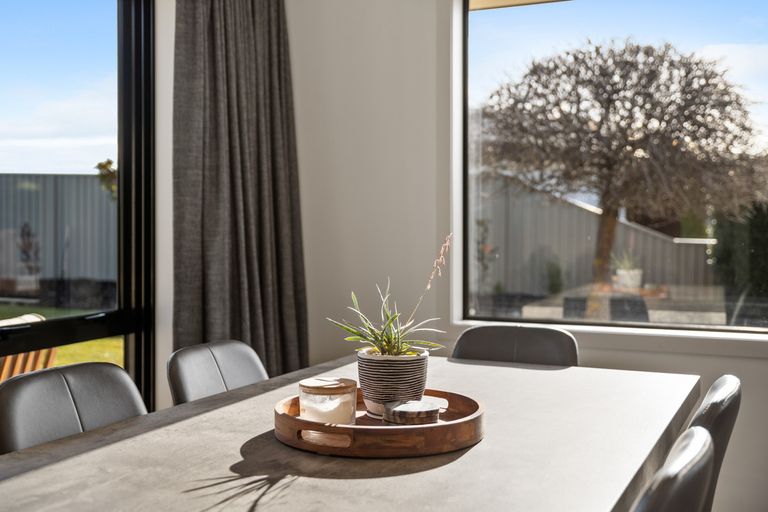 Photo of property in 11 Walnut Grove, Alexandra, 9320