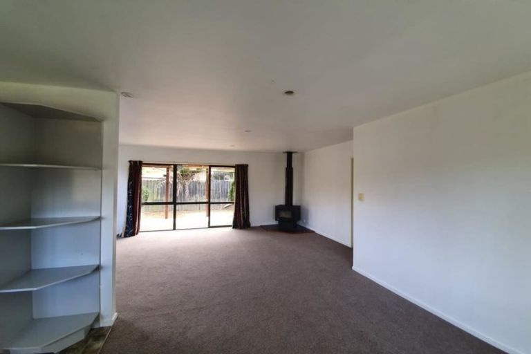 Photo of property in 10 O'sullivan Place, Waiuku, 2123