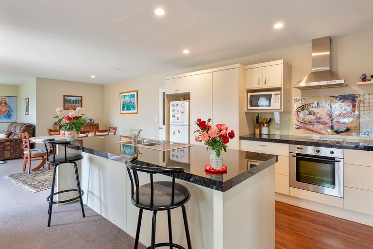 Photo of property in 7 Moeraki Place, Hei Hei, Christchurch, 8042