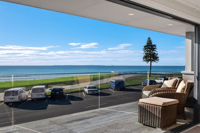Photo of property in 157 Marine Parade, Mount Maunganui, 3116