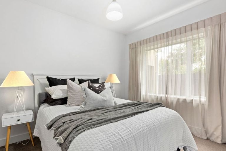 Photo of property in 66 Kahu Road, Fendalton, Christchurch, 8041