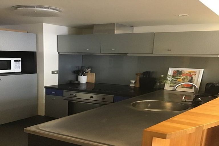 Photo of property in St Pauls Apartments, 107/43 Mulgrave Street, Thorndon, Wellington, 6011
