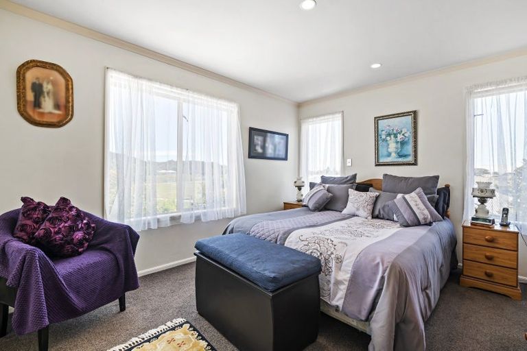 Photo of property in 46 Millennial Way, Orewa, 0931