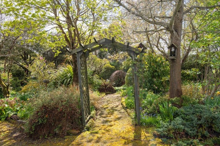 Photo of property in 101 Main Road, Clinton, 9534