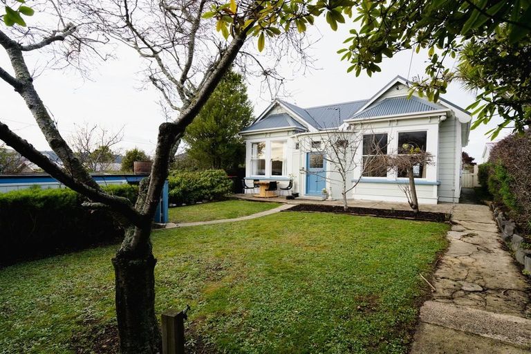 Photo of property in 742 Highgate, Maori Hill, Dunedin, 9010