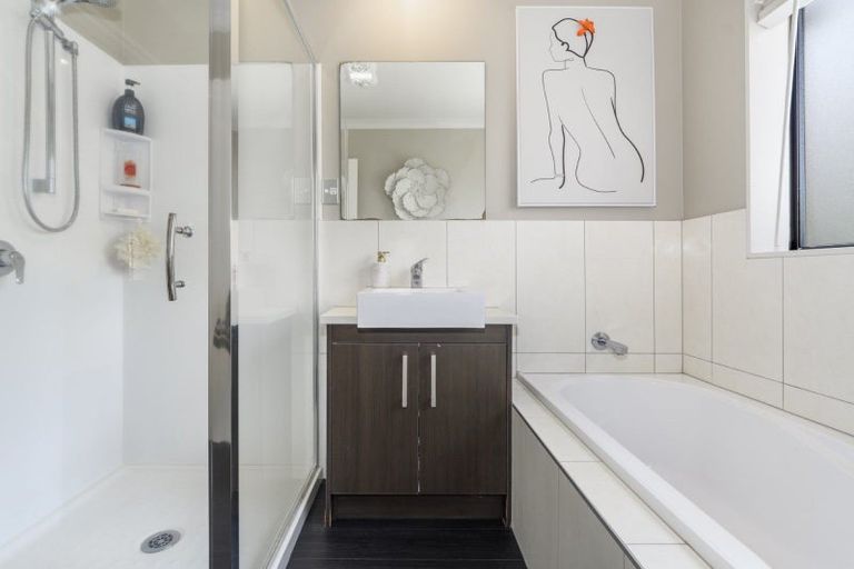 Photo of property in 34 Teal Place, Pyes Pa, Tauranga, 3112