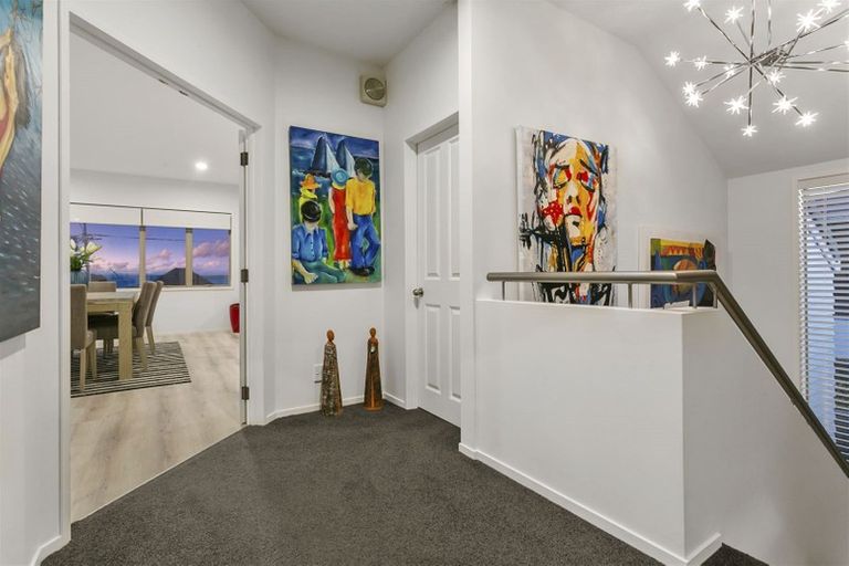 Photo of property in 1/148 Beach Road, Campbells Bay, Auckland, 0630