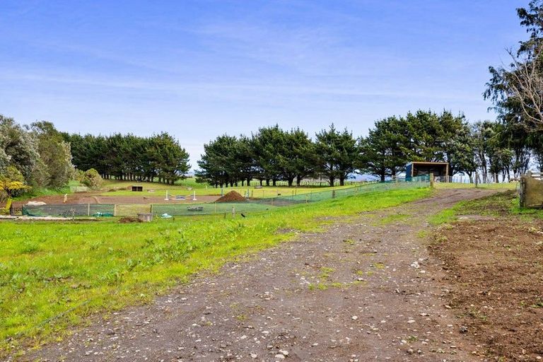 Photo of property in 2745 Opunake Road, Te Kiri, Opunake, 4682