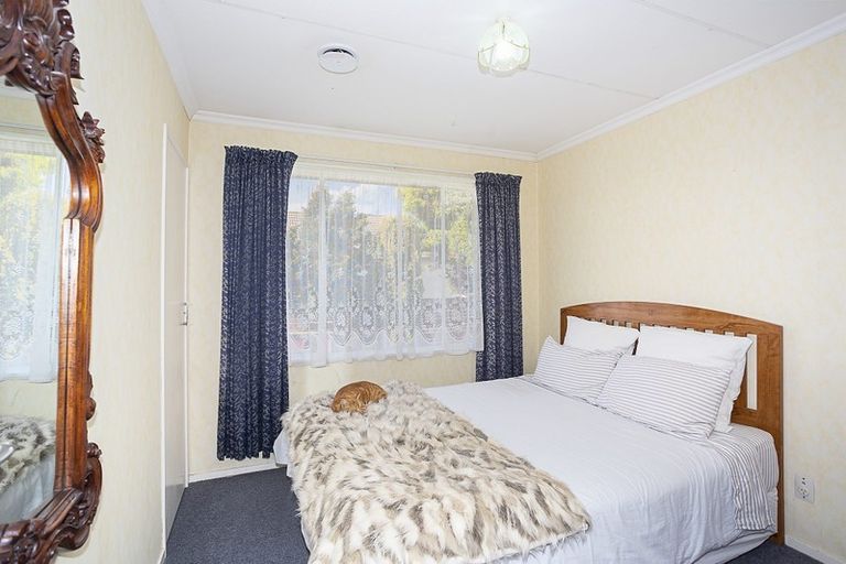 Photo of property in 11 Hamilton Street, East Gore, Gore, 9710