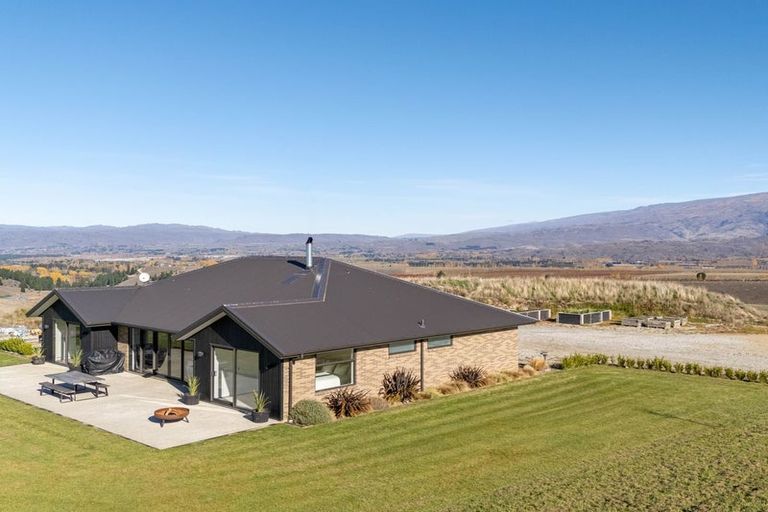 Photo of property in 4 Skeena Way, Waikerikeri, Alexandra, 9391