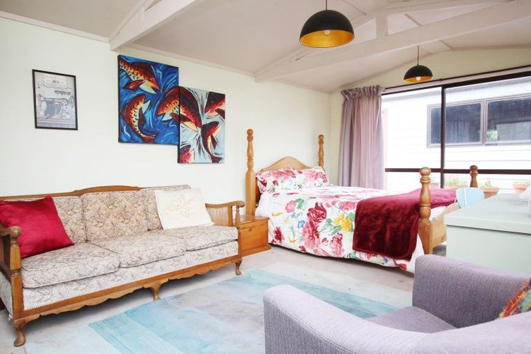 Photo of property in 308 Hetherington Road, Whangamata, 3620