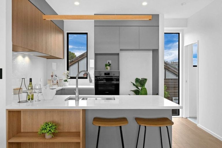 Photo of property in 8/20 Ayr Road, Pakuranga, Auckland, 2010
