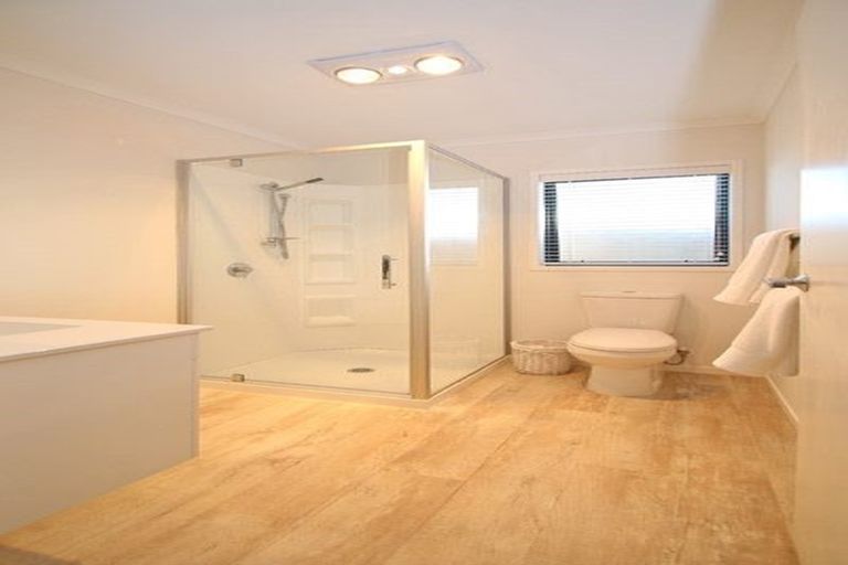 Photo of property in 42 Marion Crescent, Papamoa Beach, Papamoa, 3118