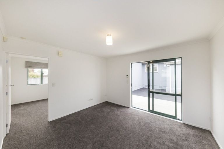 Photo of property in 12 Avon Terrace, Roslyn, Palmerston North, 4414