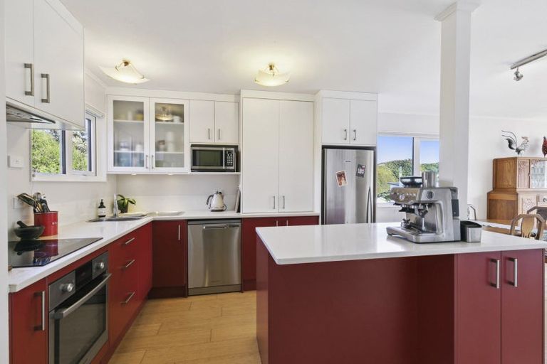 Photo of property in 32 Frobisher Street, Island Bay, Wellington, 6023