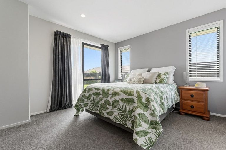 Photo of property in 36 Benmore Crescent, Pyes Pa, Tauranga, 3112