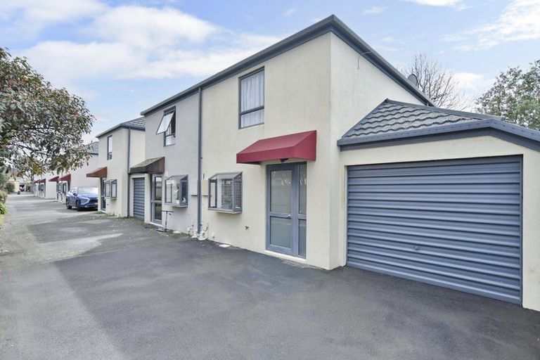 Photo of property in 8/34 Somerset Crescent, Spreydon, Christchurch, 8024