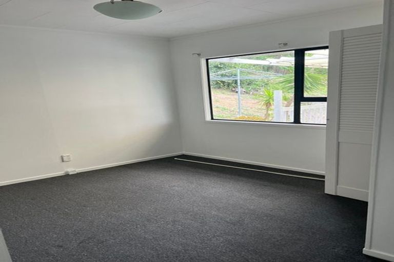 Photo of property in 16 Beaufort Place, Papatoetoe, Auckland, 2025