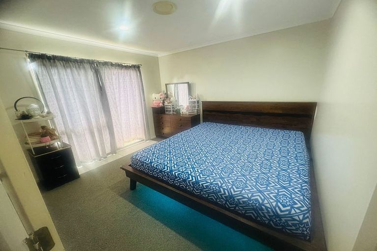 Photo of property in 22 Carrick Glen Avenue, Flat Bush, Auckland, 2019