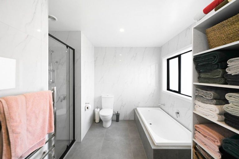 Photo of property in 1 Whites Way, Te Kauwhata, 3710