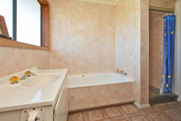 Photo of property in 40 Corhampton Street, Aranui, Christchurch, 8061