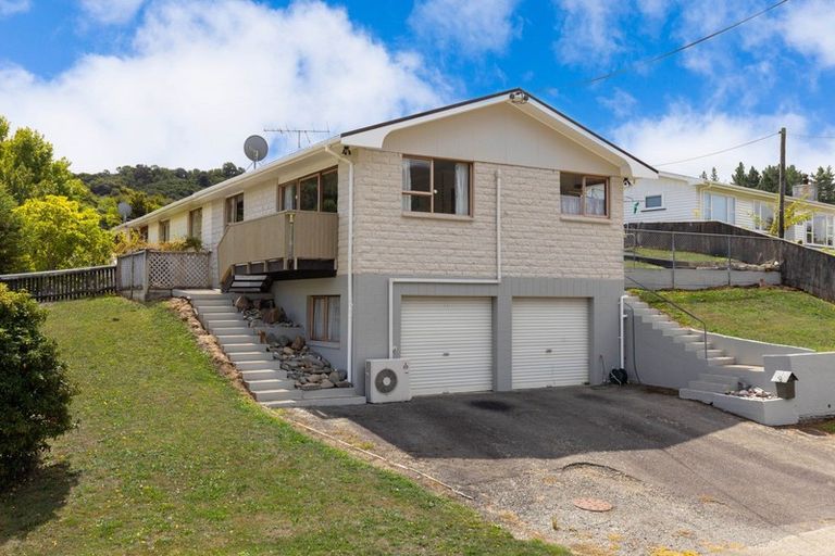 Photo of property in 2a Leicester Street, Picton, 7220