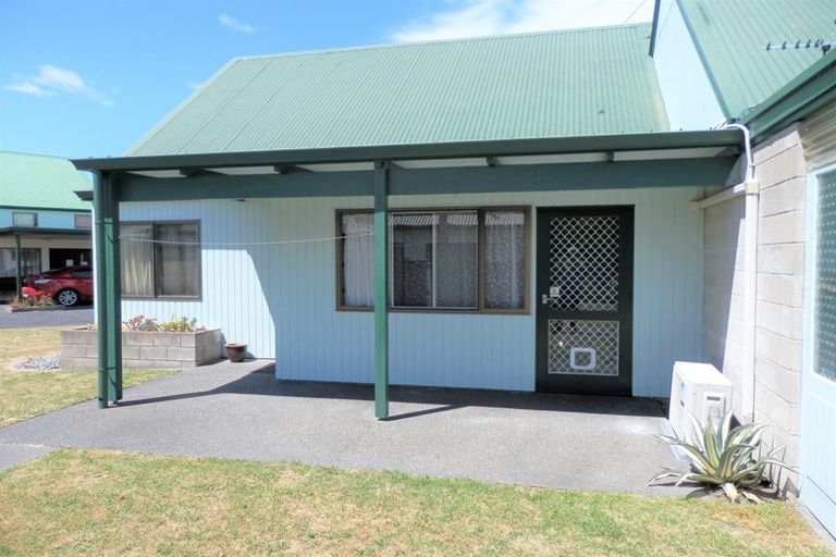 Photo of property in 396 Aberdeen Road, Gisborne, 4010