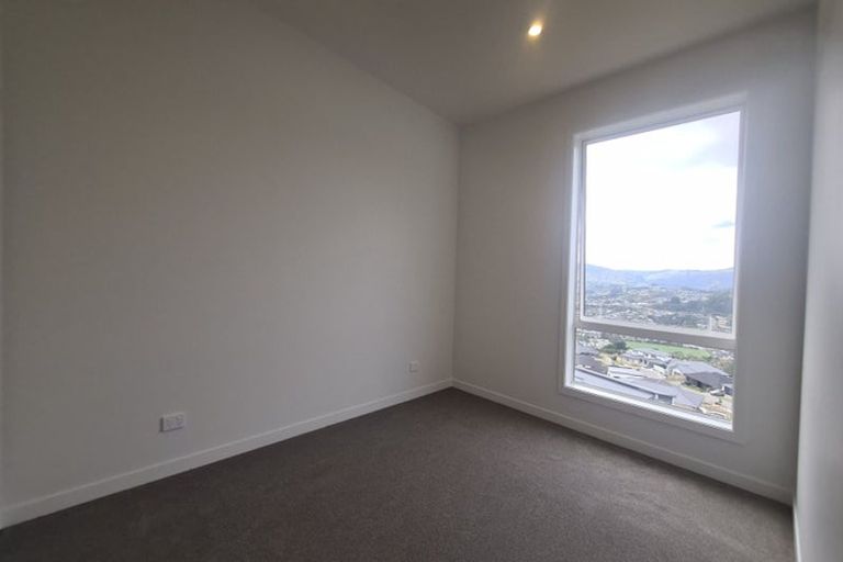 Photo of property in 8/30 Adventure Drive, Whitby, Porirua, 5024