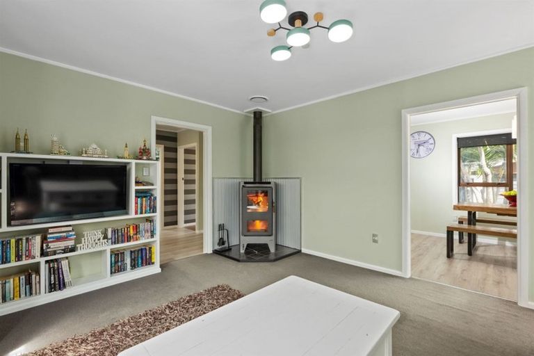 Photo of property in 15 Elwyn Place, Avonhead, Christchurch, 8042