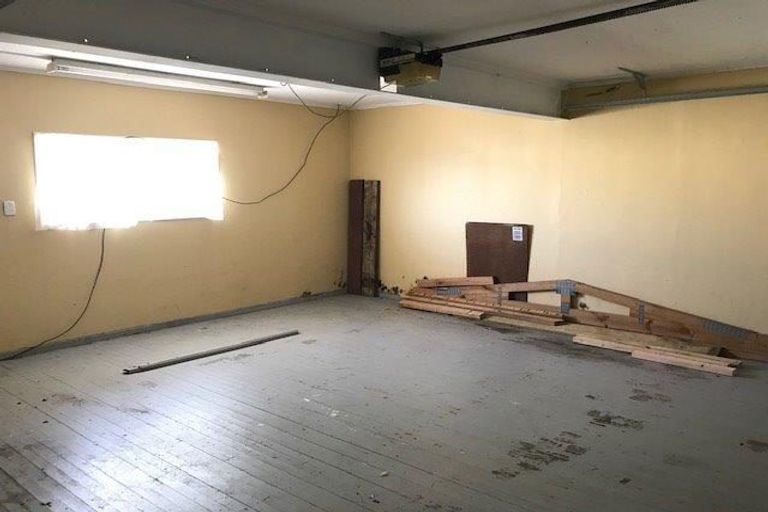 Photo of property in 10 Fantail Grove, Belmont, Lower Hutt, 5010