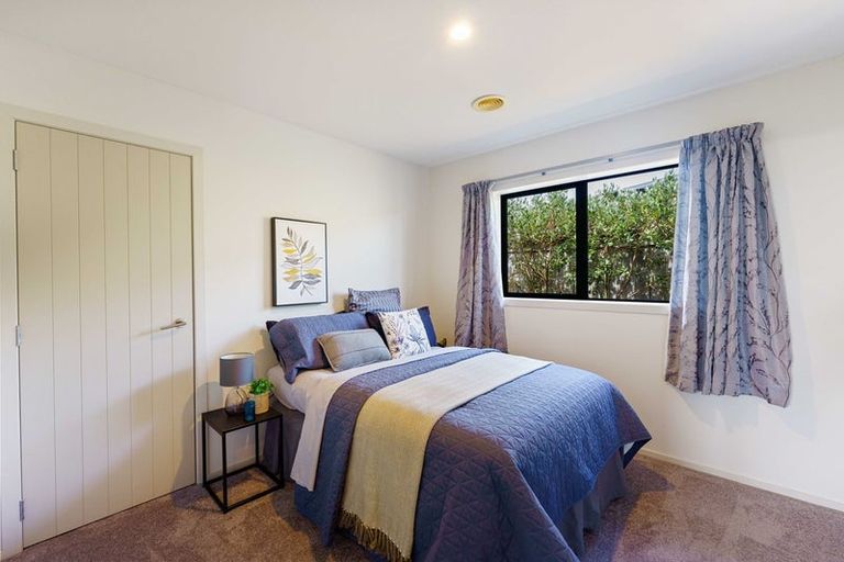 Photo of property in 7 Mahia Lane, Waikanae, 5036