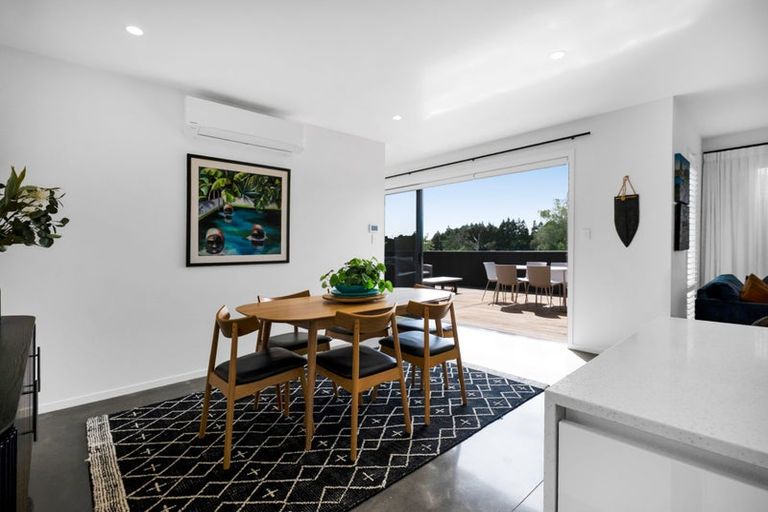 Photo of property in 8 Orite Drive, Welbourn, New Plymouth, 4310