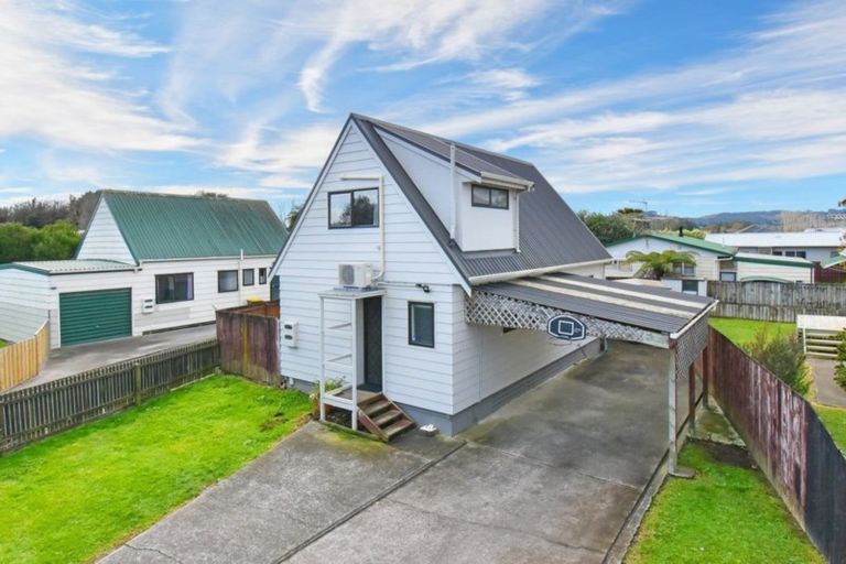 Photo of property in 2a Miro Street, Drury, 2113