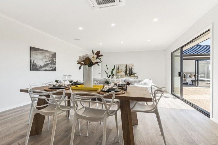 Photo of property in 24 Drower Glen, Flagstaff, Hamilton, 3210