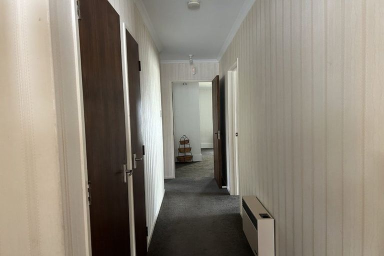 Photo of property in 5 Aintree Crescent, Awapuni, Palmerston North, 4412