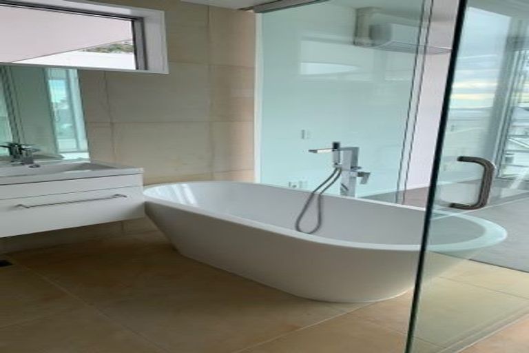 Photo of property in 9/22 Esplanade, Sumner, Christchurch, 8081