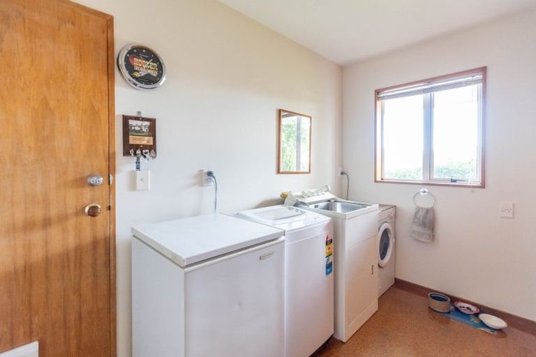 Photo of property in 2 Millcroft Place, Parklands, Christchurch, 8083