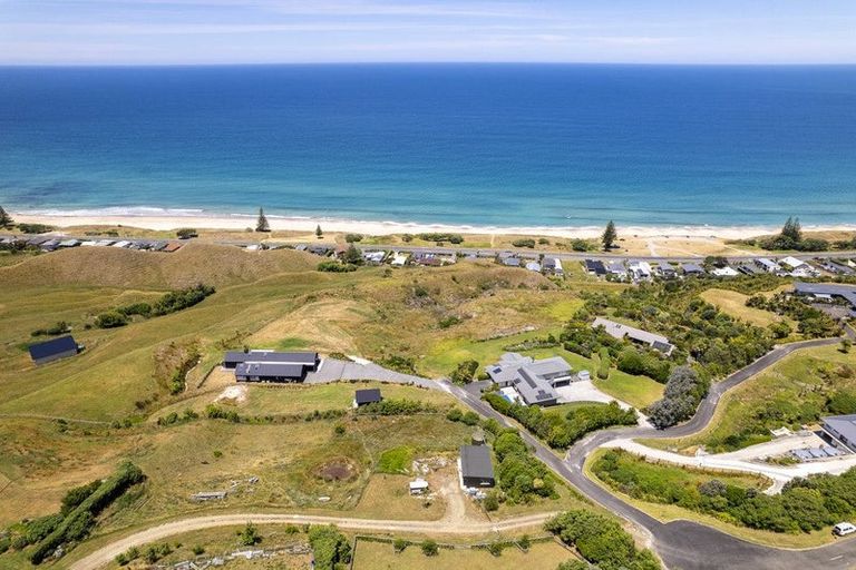 Photo of property in 91 Winifred Street, Okitu, Gisborne, 4010