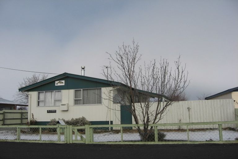 Photo of property in 6 Jollie Road, Twizel, 7901