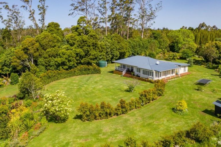 Photo of property in 25 Blue Gum Lane, Kerikeri, 0293