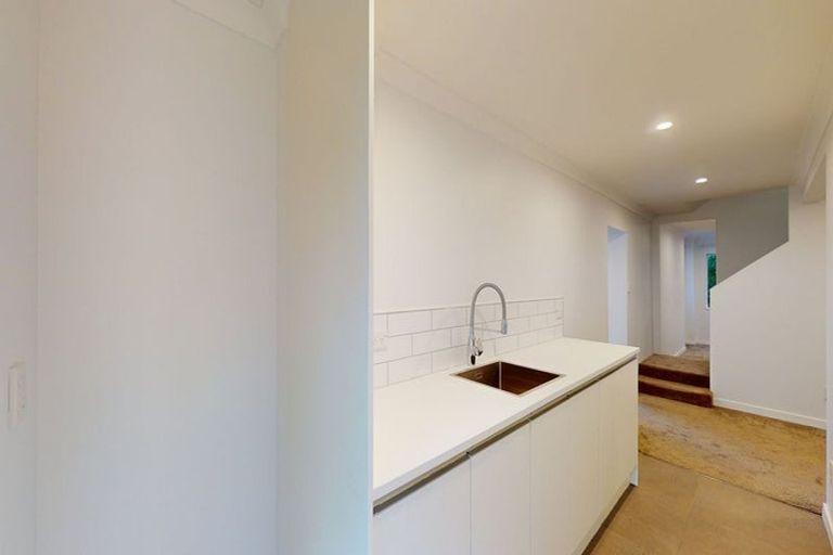 Photo of property in 96 Homebush Road, Khandallah, Wellington, 6035