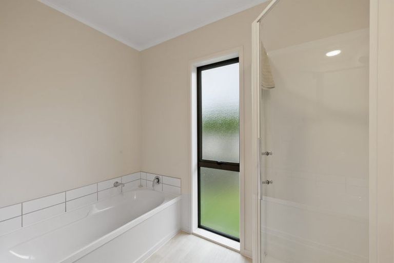 Photo of property in 11 Wharuka Glade, Mangawhai, 0505