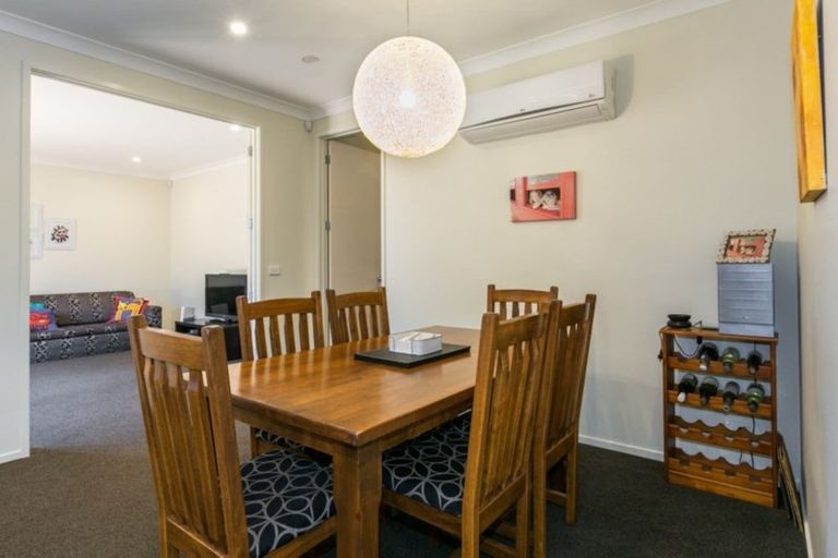 Photo of property in 14 Greenlea Place, Frimley, Hastings, 4120