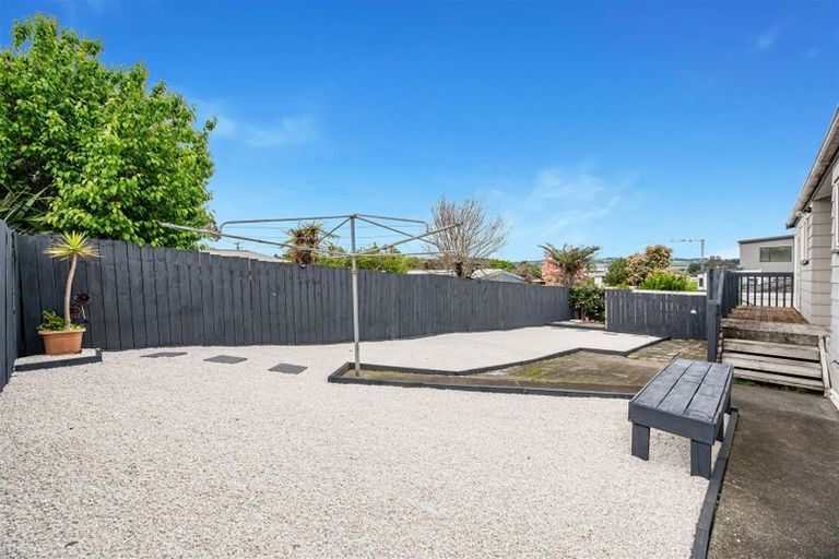 Photo of property in 2/44 Orion Street, Papakura, 2110