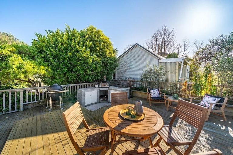 Photo of property in 14a Hanson Street, Mount Cook, Wellington, 6021