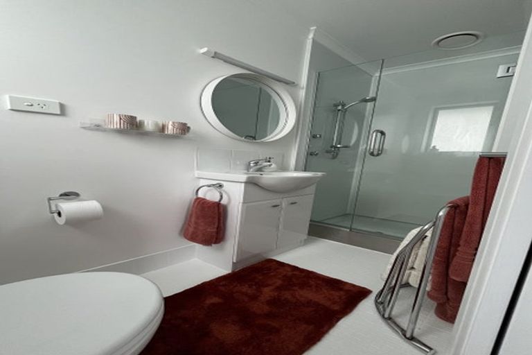 Photo of property in 3/4 Frater Avenue, Milford, Auckland, 0620