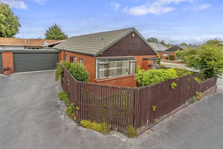 Photo of property in 40 Munro Street, Redwood, Christchurch, 8051